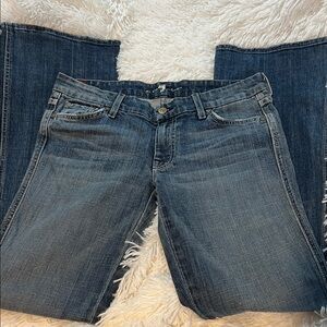 7 For All Mankind Women's Straight Leg Jean in Dark Blue A pocket